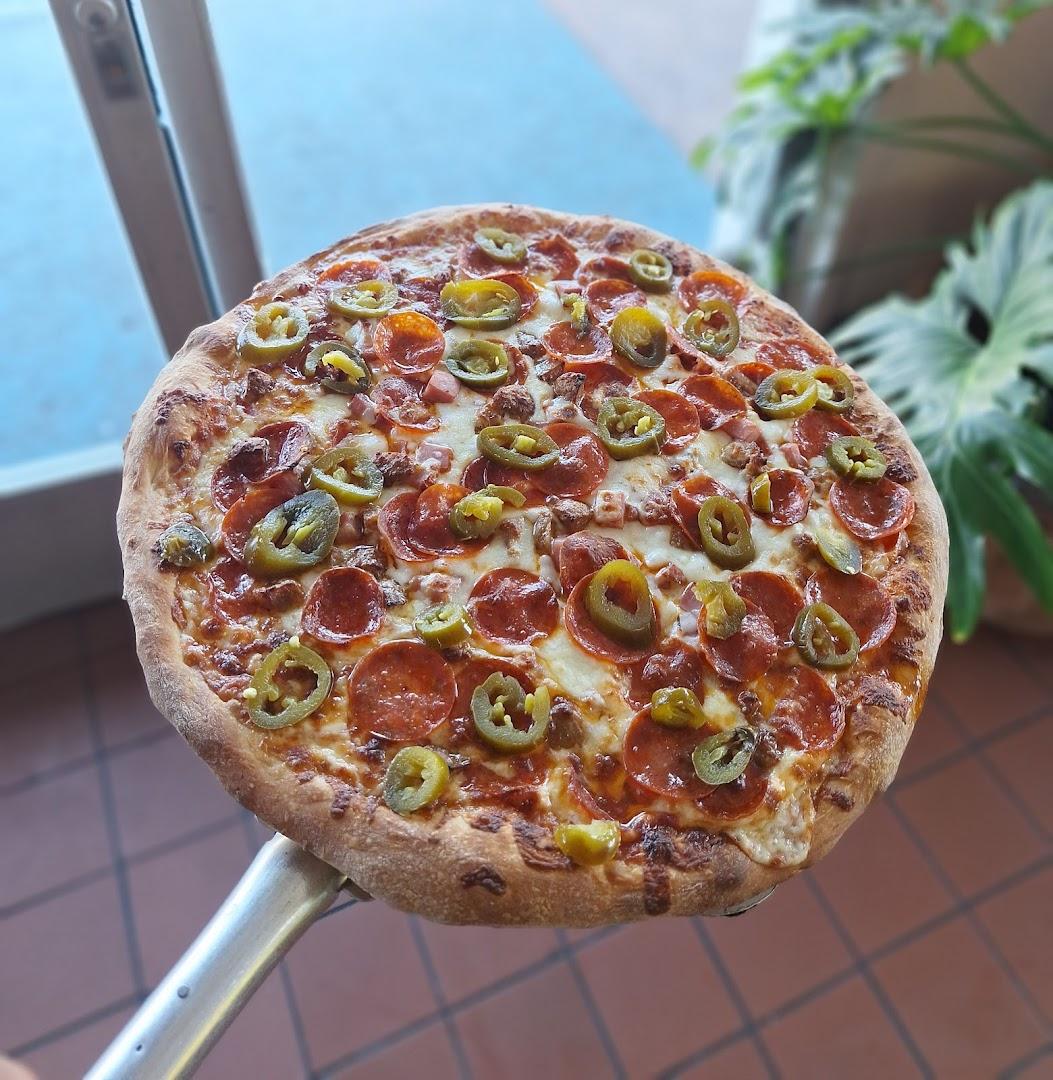 Lucy's Bakery & Pizza